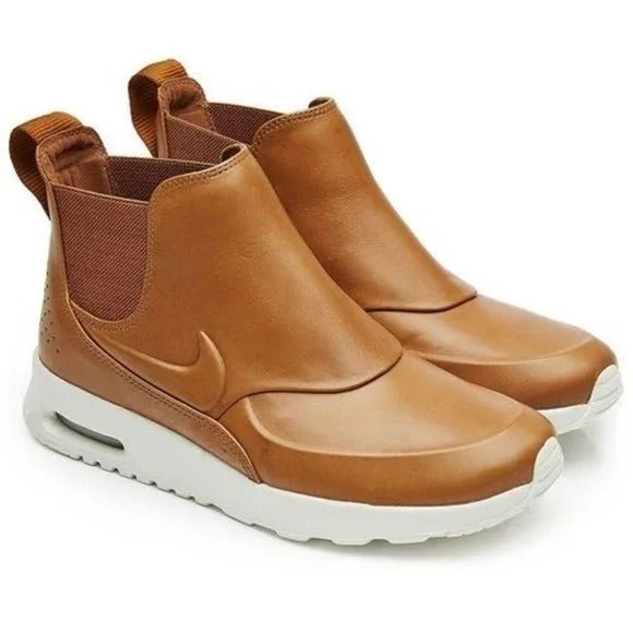 NIKE Air Max Thea Mid Shoe. One of the most liked shoes continue 2025. - Picture 5 of 13